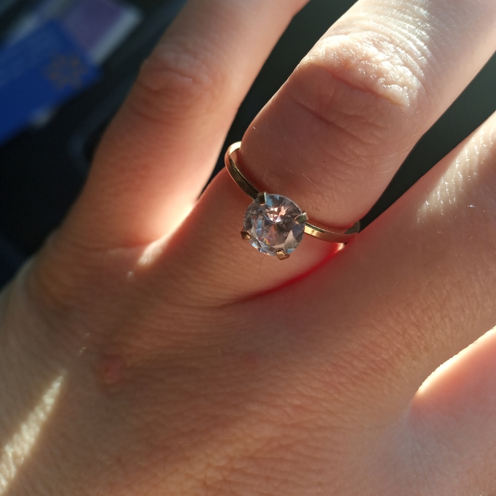 Gold Size 7 Ring